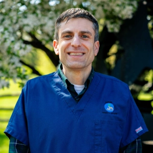 Dr. Daniel Rothbart